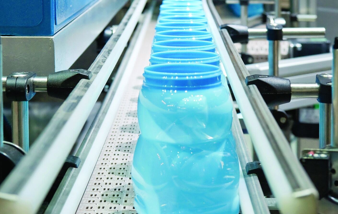 2026 Manufacturing Incentives: Navigate Economic Challenges | GBQ